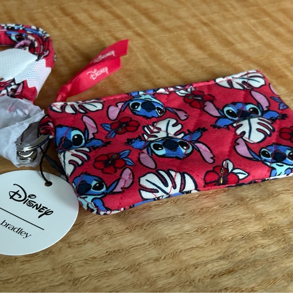 Vera Bradley Disney - Picture 3 of 8